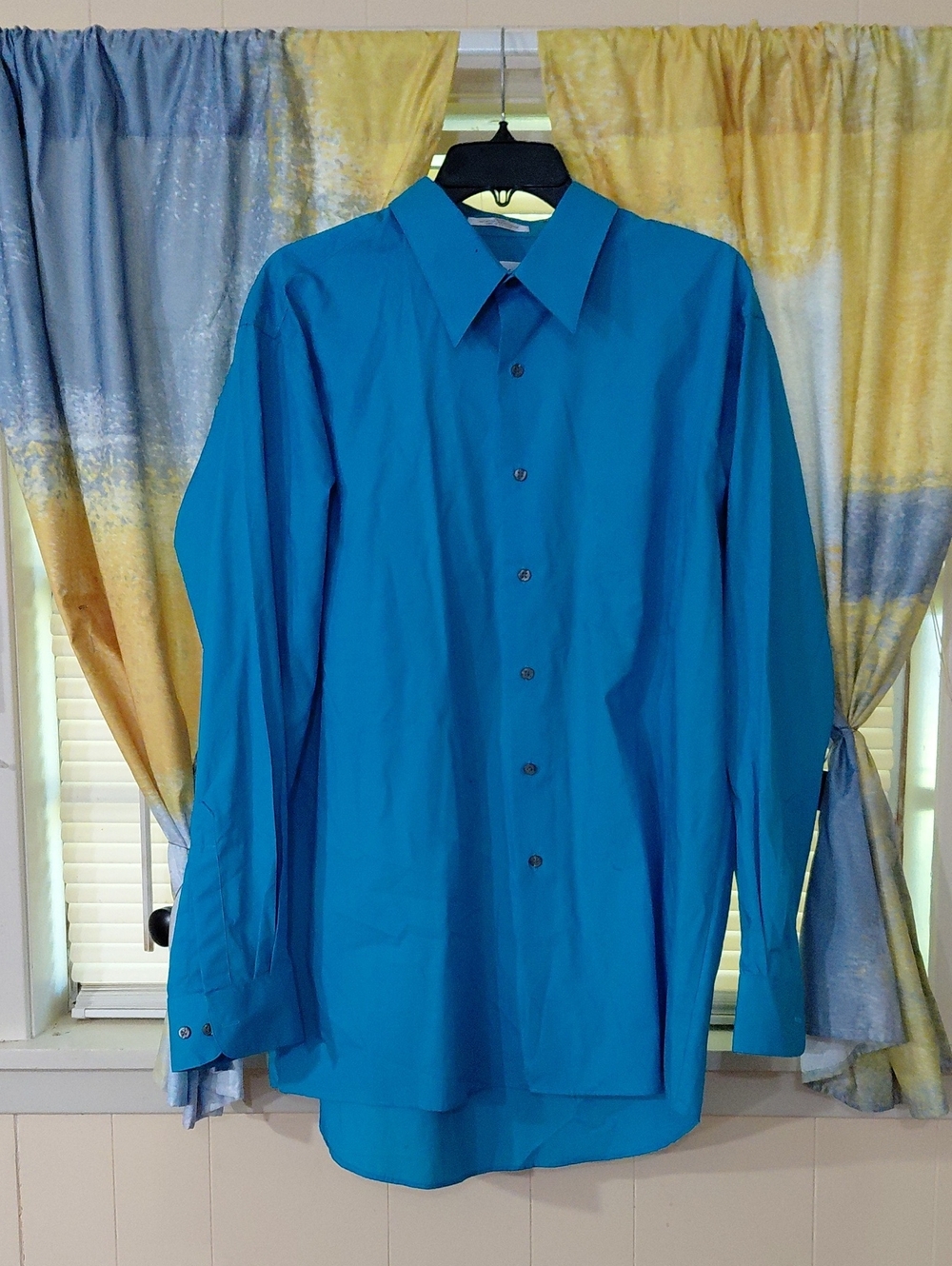 Van Heusen Teal Blue Long-Sleeve Dress Shirt Size17/5 XL Wrinkle Free
